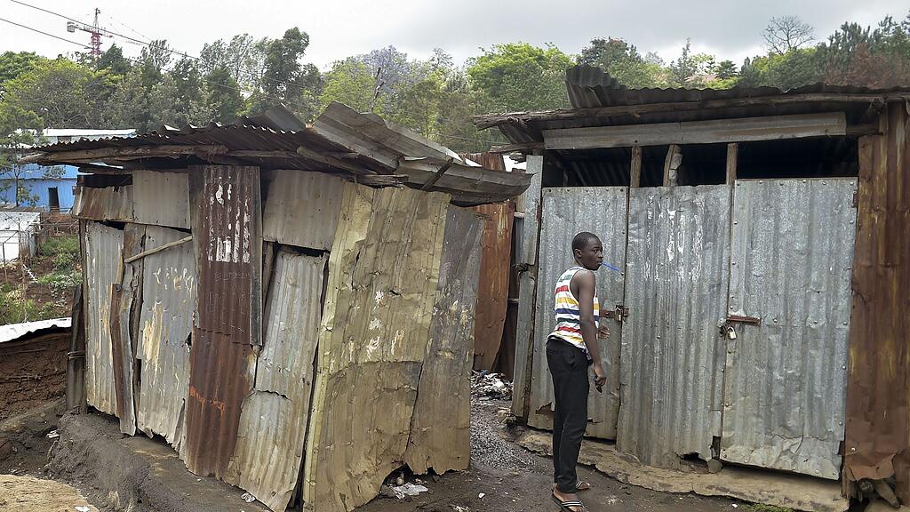 Ein Klo im Slum von Nairobi.