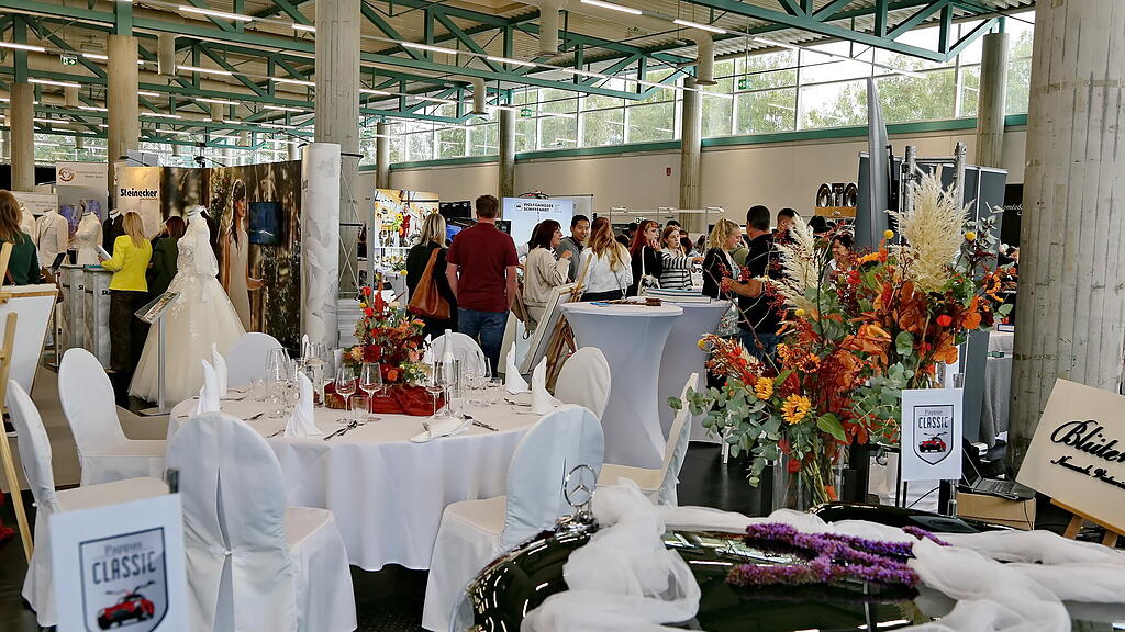 "HochzeitsWelt" im Salzburger Messezentrum