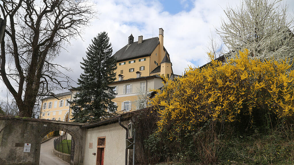 Schloss Goldenstein in Elsbethen