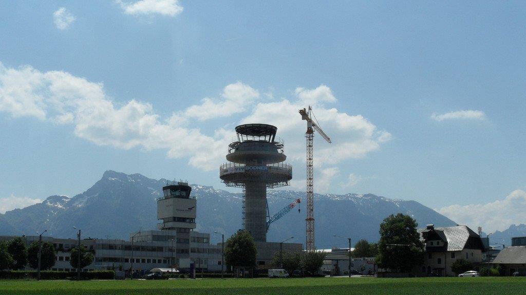 Tower wird gebaut