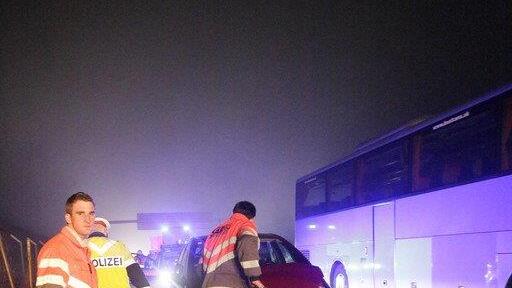 Stau nach Auffahrunfall auf A1