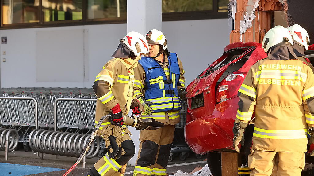 Feuerwehr-Übung in Elsbethen