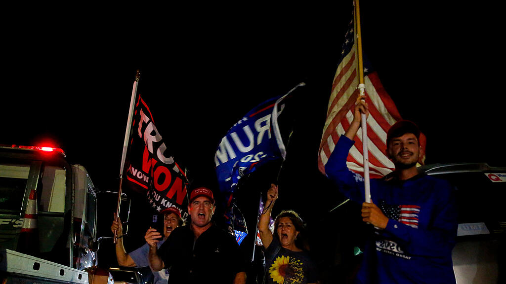 Proteste vor Donald Trump-Anwesen
