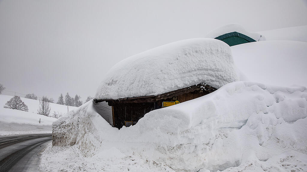 Über zwei Meter Schnee in Krispl