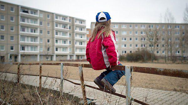 Armut trifft auch viele Kinder