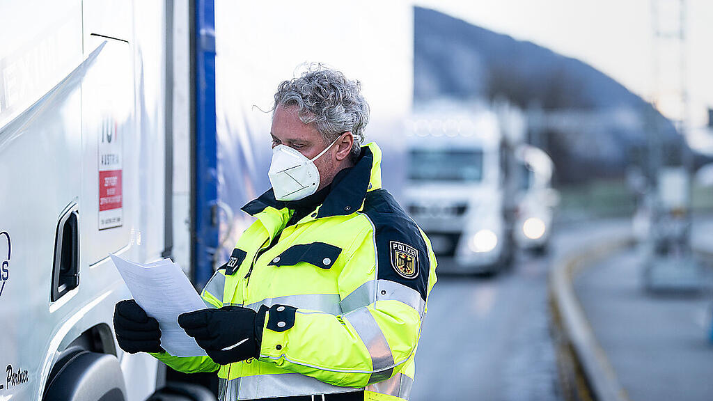 Deutschland kontrolliert weiter scharf