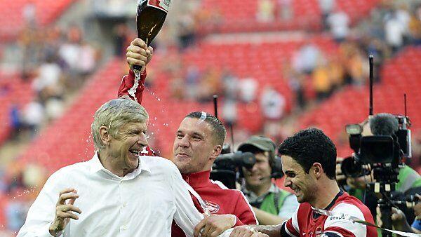 Arsene Wenger bei Spielern und Zuschauern beliebt