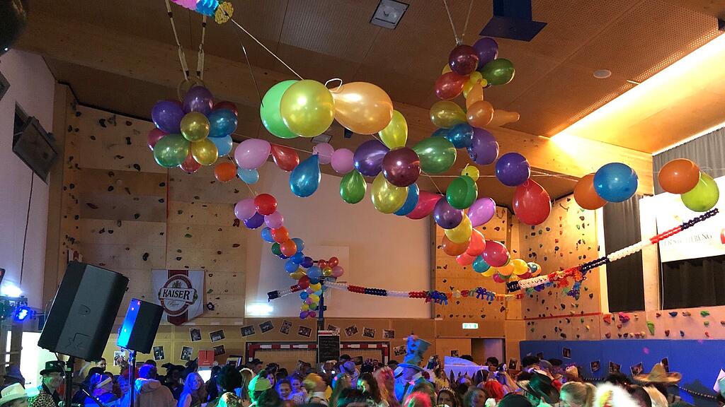 Maskenball Bad Dürrnberg