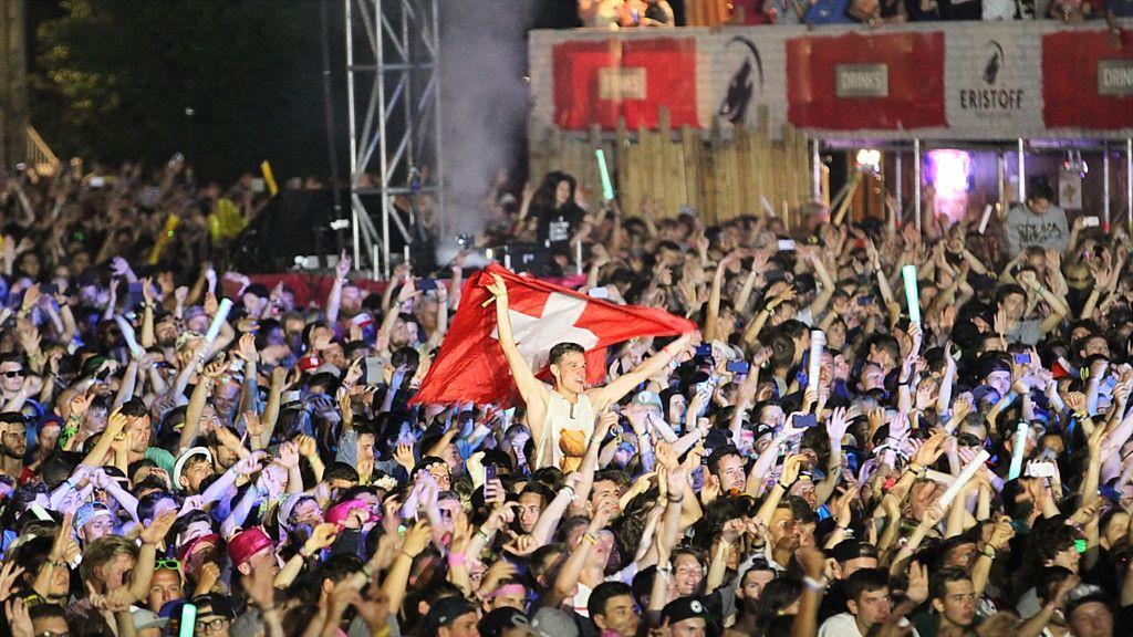 Electric Love Festival 2016: Tag 2, V