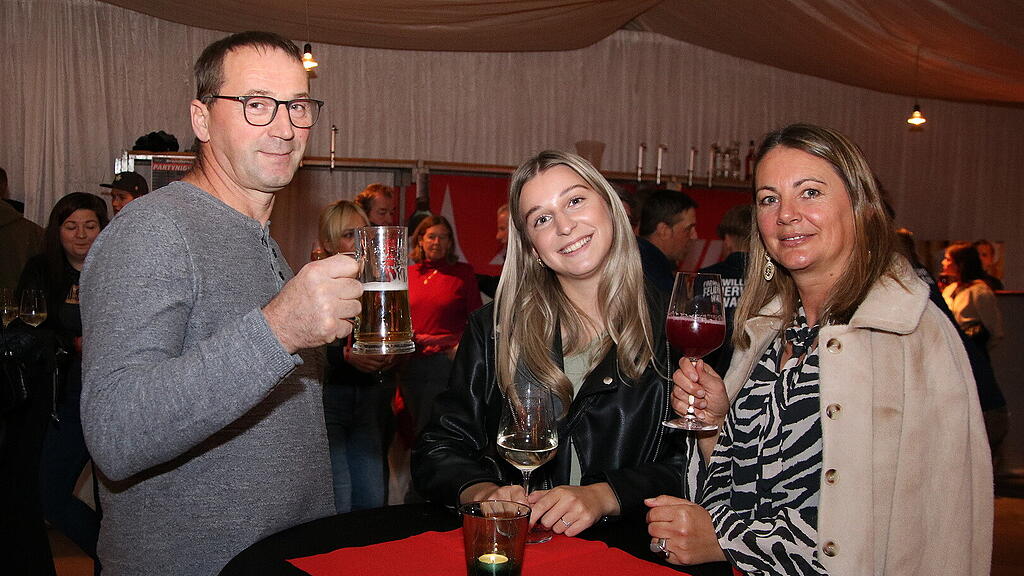 Brandhei\u00dfe Partynight der Freiwilligen Feuerwehr Radstadt