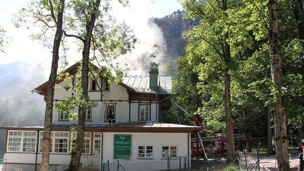 Gasthaus am Thumsee in Flammen