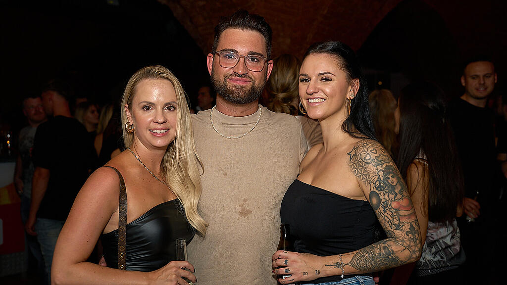\u00dc30 Party in der Stiegl-Brauwelt
