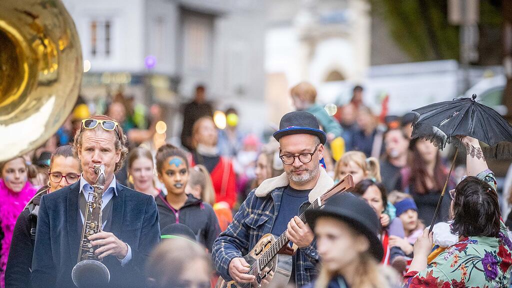Zirkus-Walk vom Salzburger Winterfest