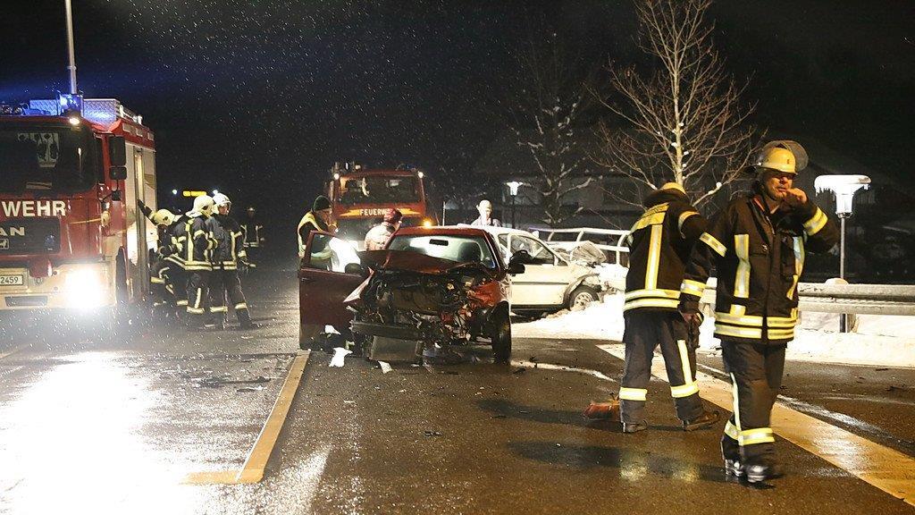 Schwerer Crash auf B306