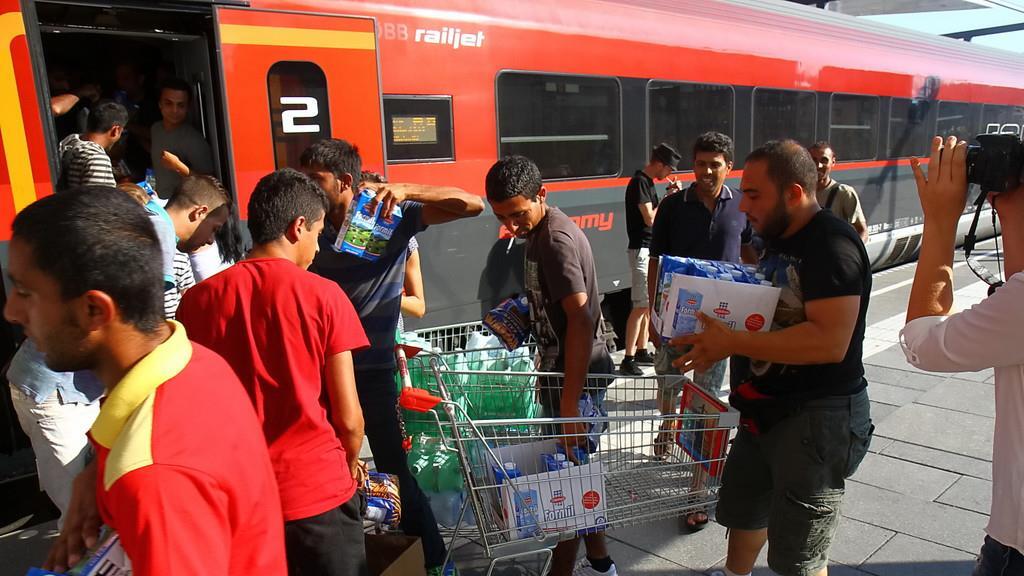 Flüchtlingszug in Salzburg