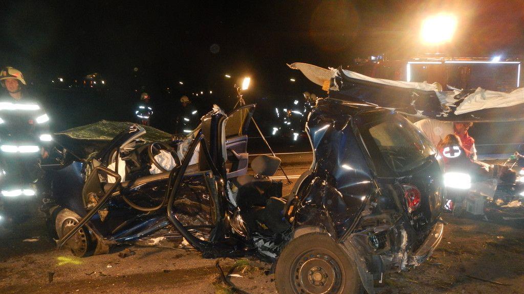 Pkw-Unfall auf B145 in Altmünster