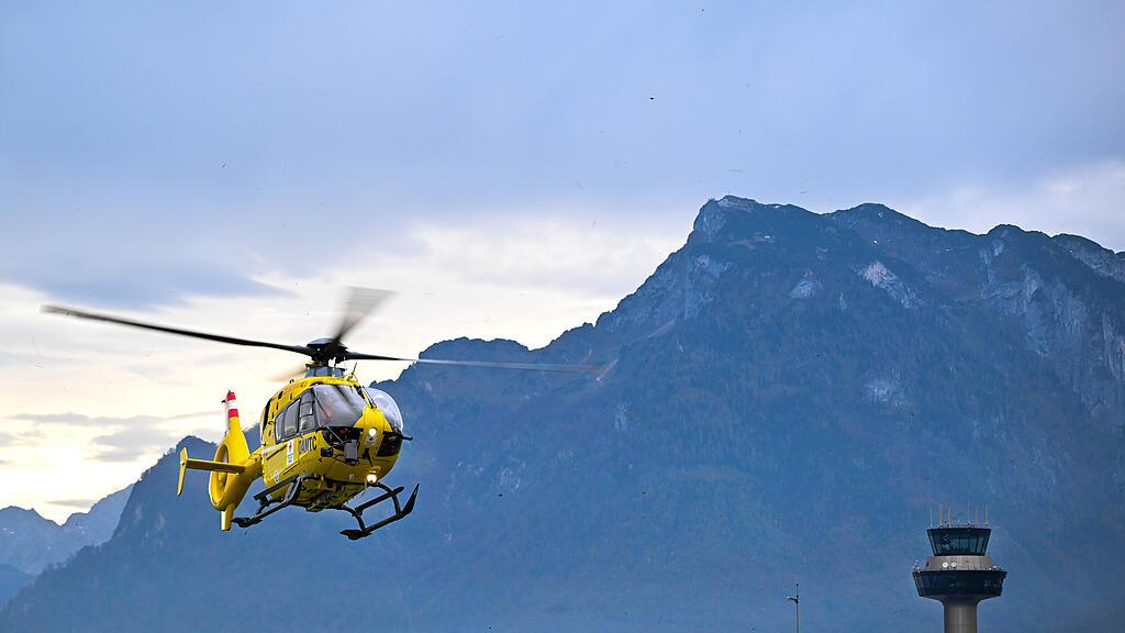 Rettungsdienst / Rotes Kreuz / Rettung / Hubschrauber