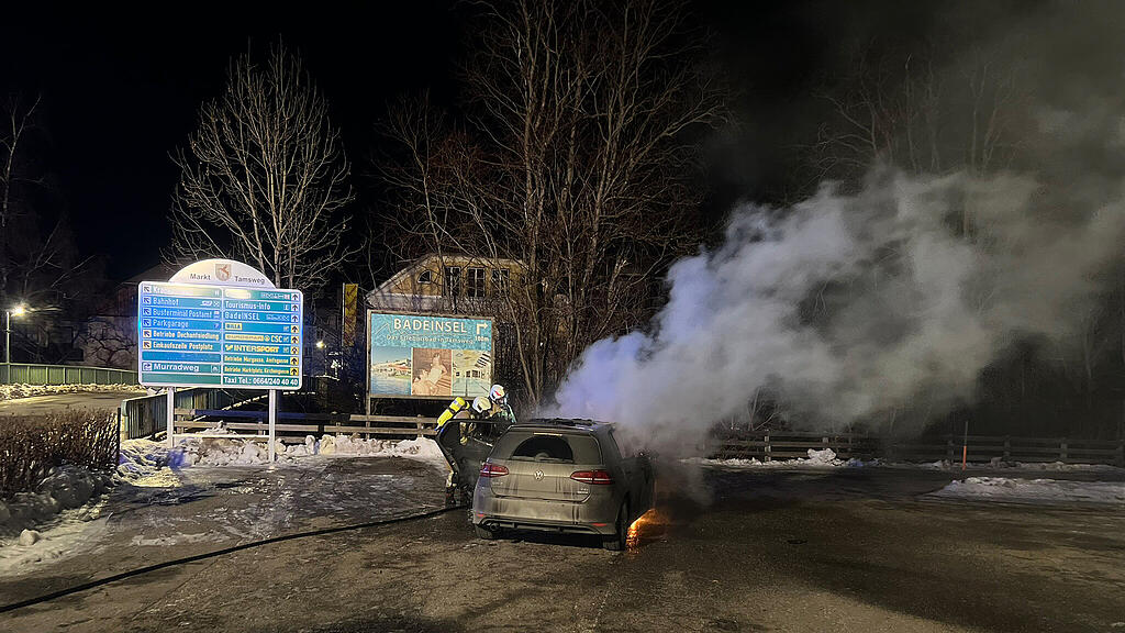 Pkw-Brand in Tamsweg