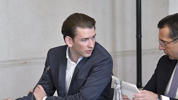 Kurz auf eins in der Umfrage, Kern auf drei
