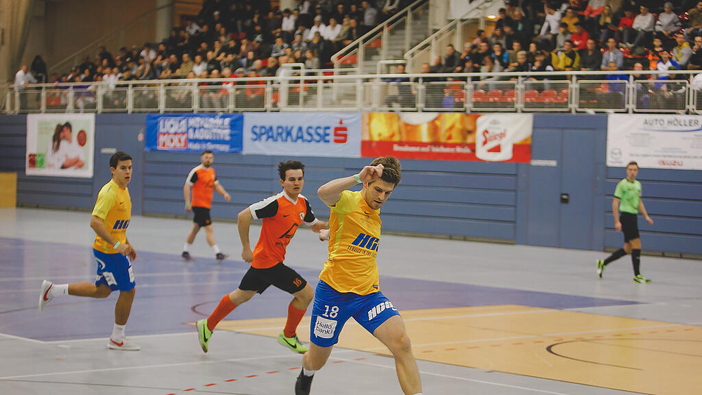 Salzburger Stier, Hallenfu\u00dfball