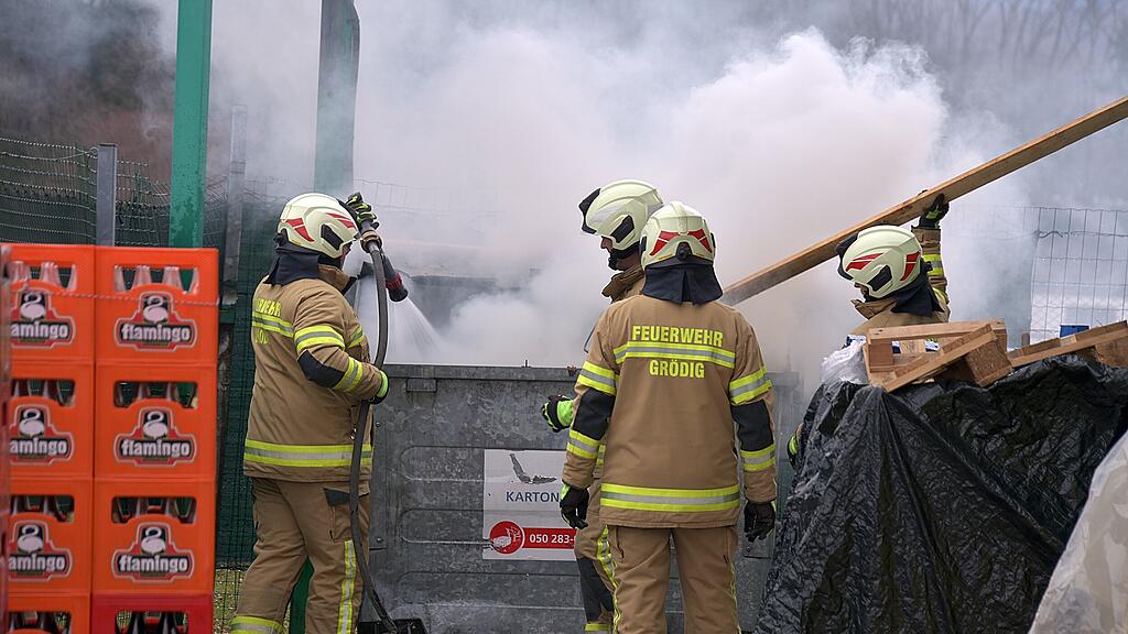 Containerbrand in Grödig