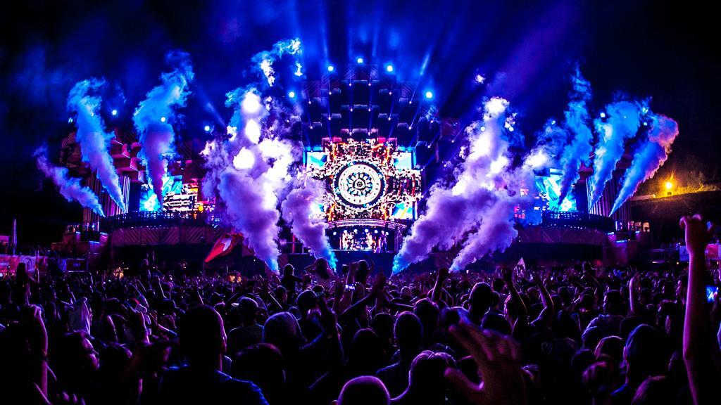 Electric Love Festival 2016: Tag 2, II