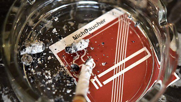 Vertreter der Gesundheitsberufe wollen rascheres Ausdämpfen der Zigaretten