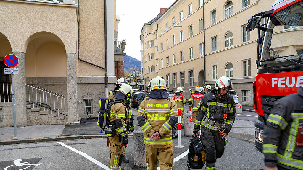 Zimmerbrand in Salzburger Plainstraße
