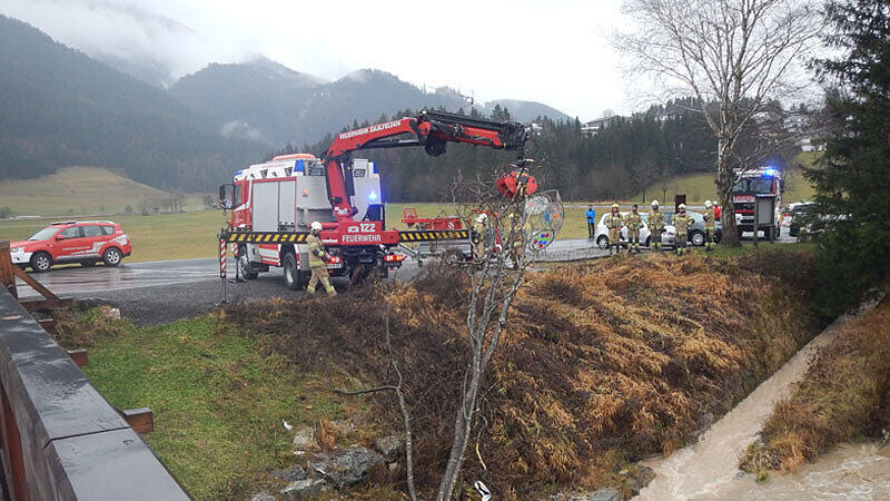 Saalfelden, Euringbr\u00fccke, Verklausung,