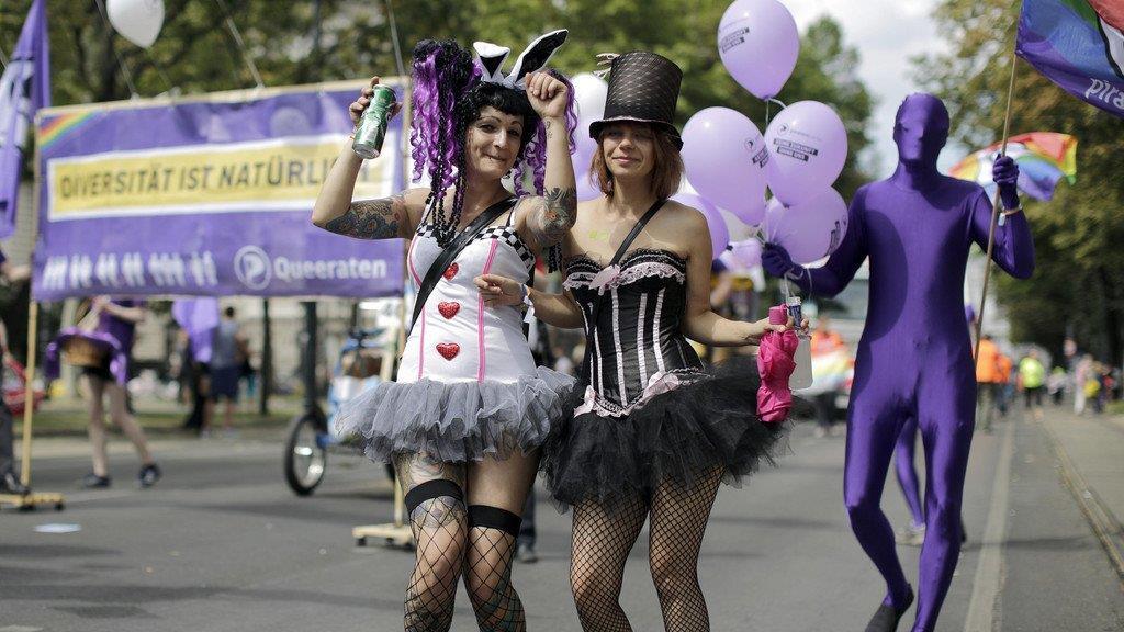 Das war die 19. Wiener Regenbogenparade