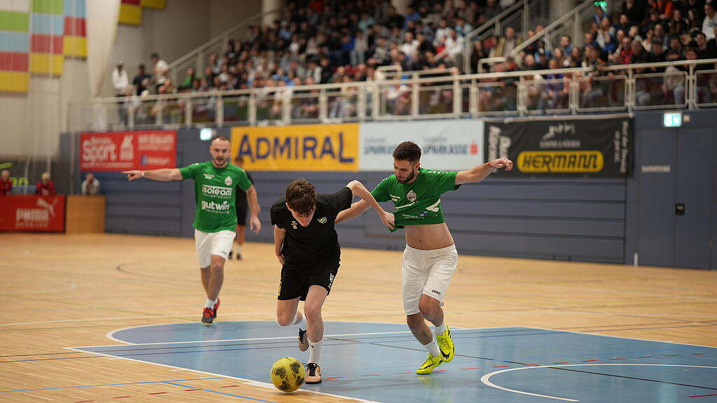 Salzburger Stier, Wals-Gr\u00fcnau, Hallein, Finale
