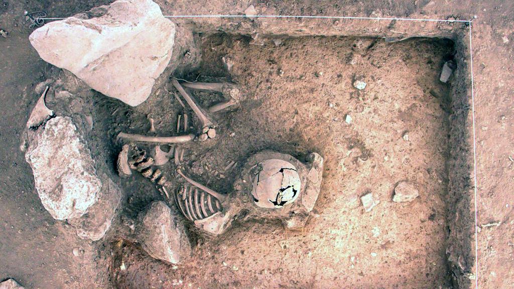 3.000 Jahre alte Menschenskelette in Peru entdeckt