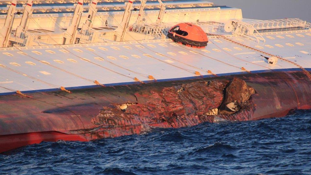 Kreuzfahrtschiff "Costa Concordia" vor der Toscana auf Grund gelaufen