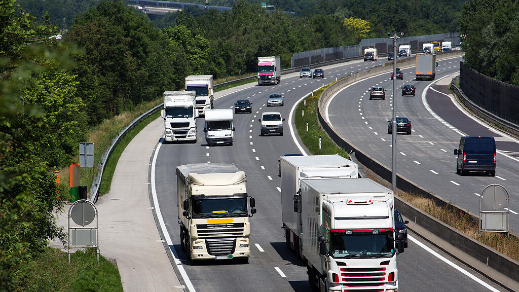 symb_lkw, symb_lastwagen, symb_Autobahn
