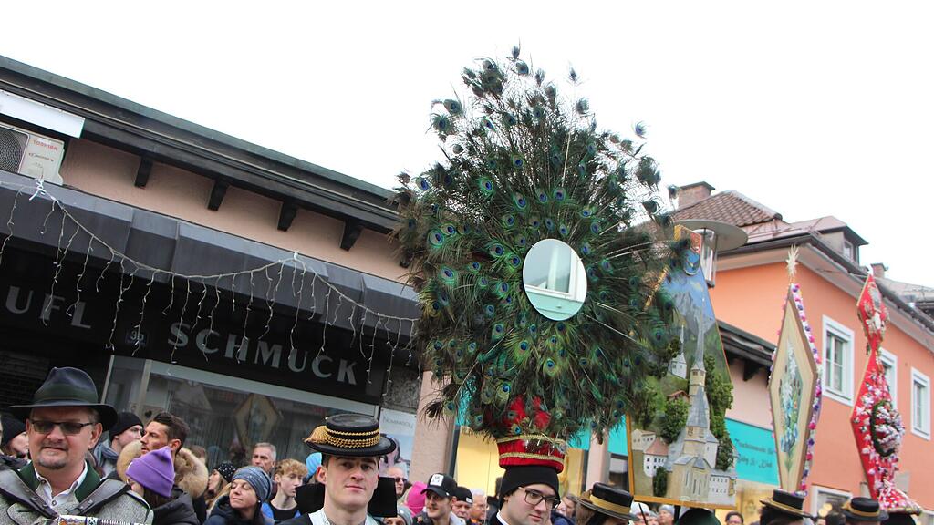 Gro\u00dfer Pongauer Perchtenlauf - Bischofshofen
