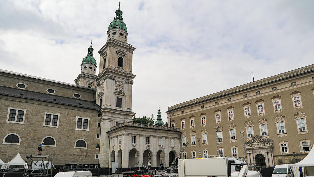 Residenzplatzkonzerte: Aufbau
