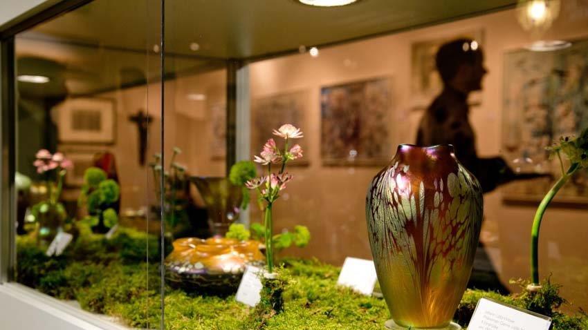 Art & Antique