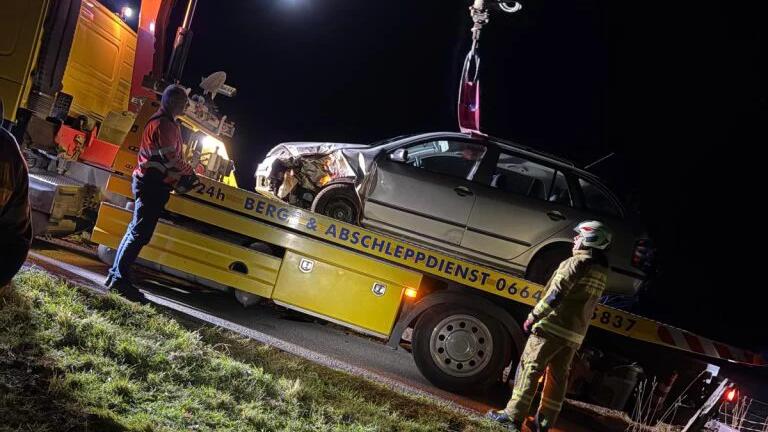 Alkolenker (23) bei Crashfahrt in Maishofen verletzt