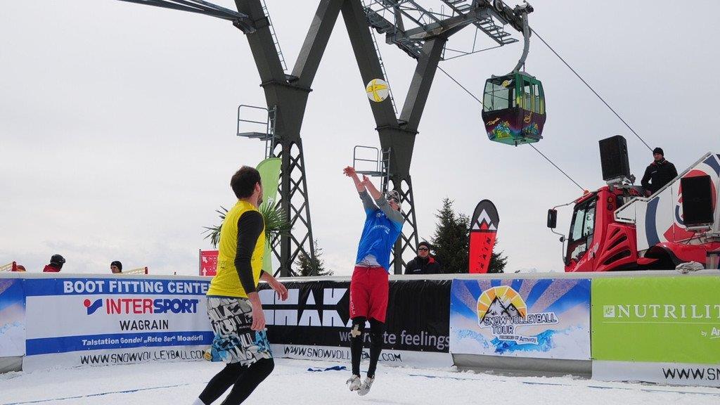 Snow-Volleyball in Wagrain, II