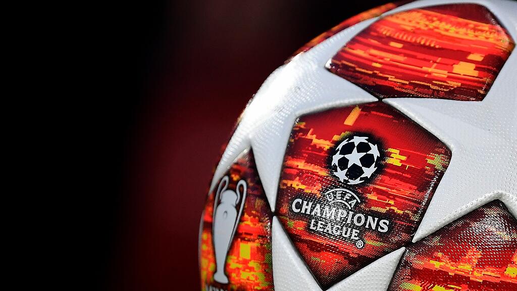 Champions League, Ball