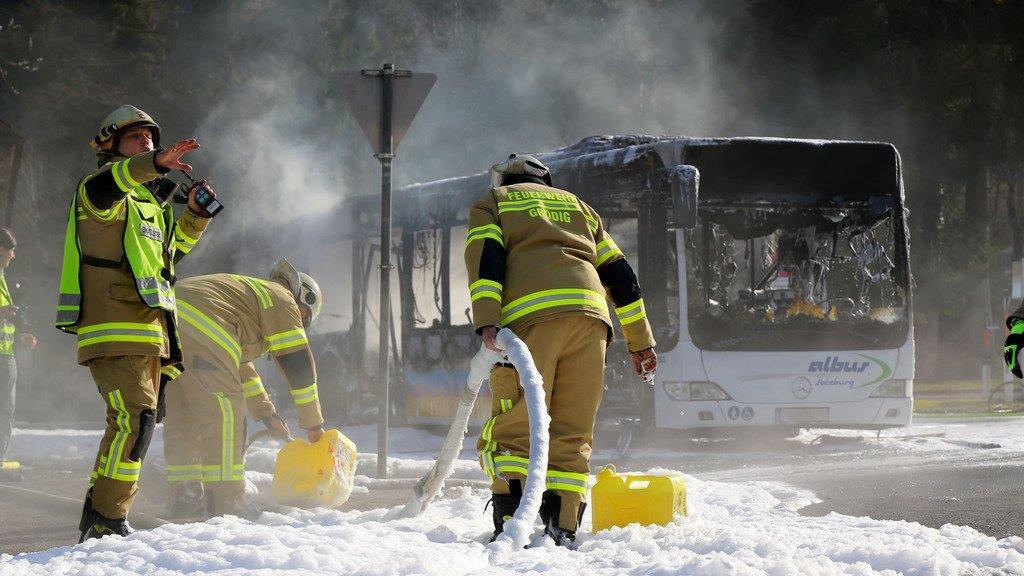 Bus ausgebrannt II