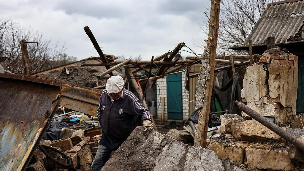Ukraine-Krieg, Tag 55: Zerst\u00f6rung in Nowodruschesk