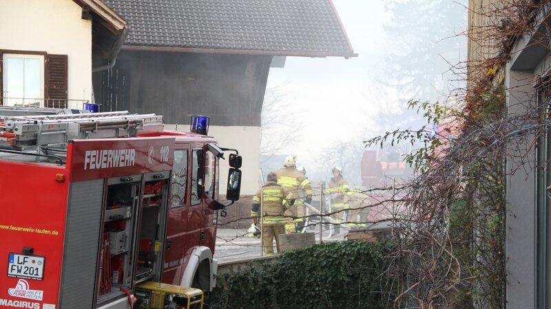 Strohlager in Oberndorf brennt