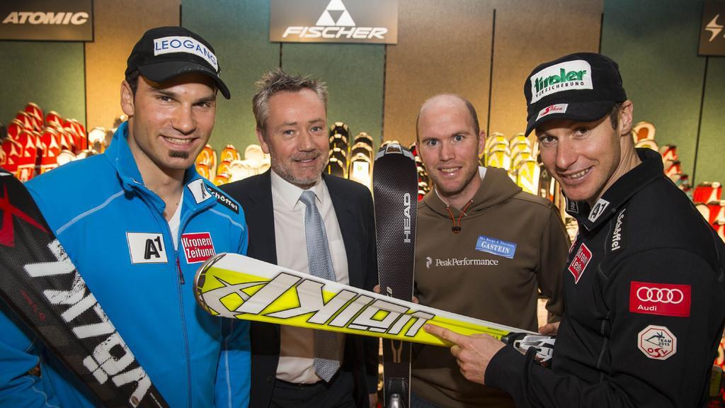 Promis eröffnen Intersport