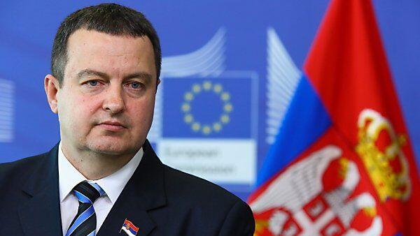 Regierung unter Premier Dacic bleibt bestehen