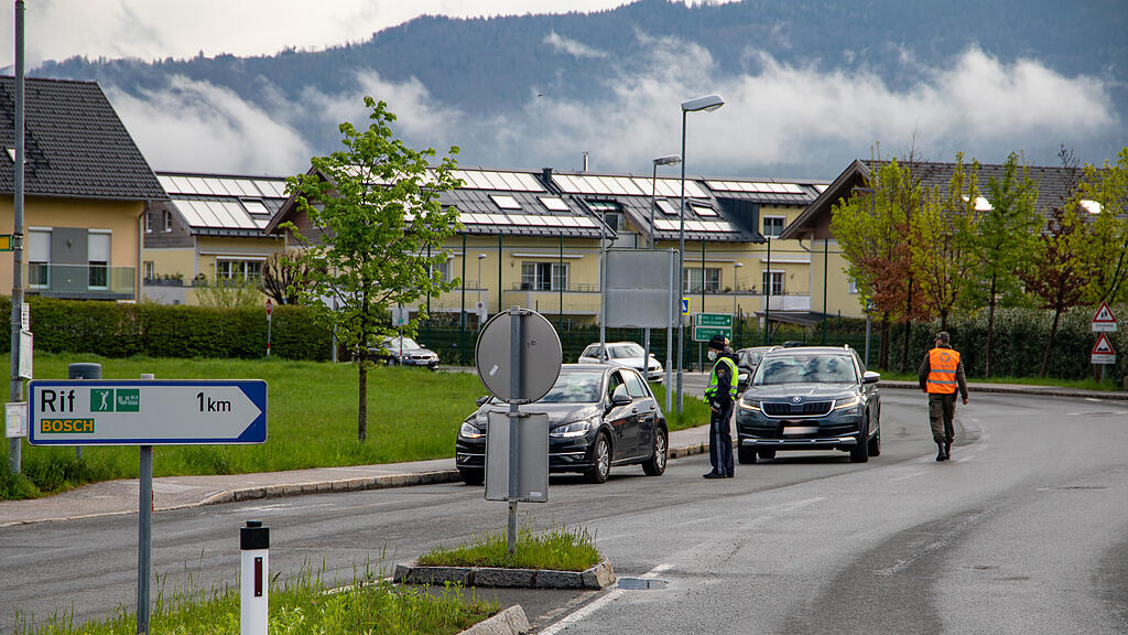 Ausreisekontrollen_Hallein