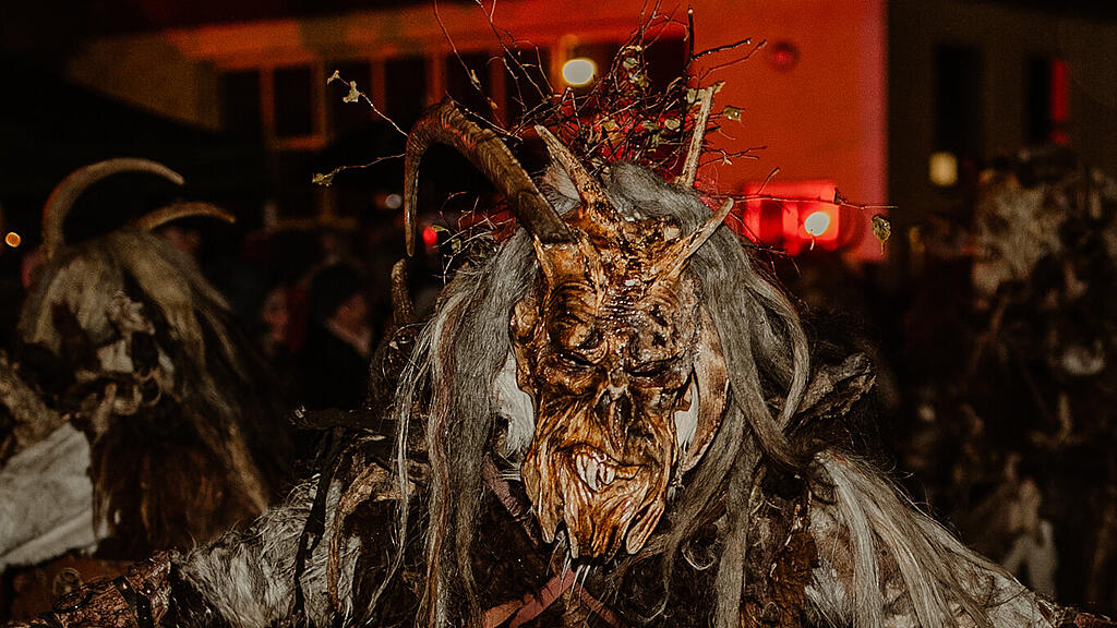 Hallwanger Perchtenlauf