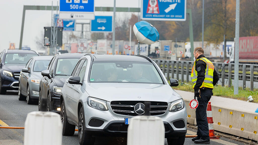 Deutsche Reisewarnung: Polizeikontrollen am Walserberg, symb_Grenzkontrolle