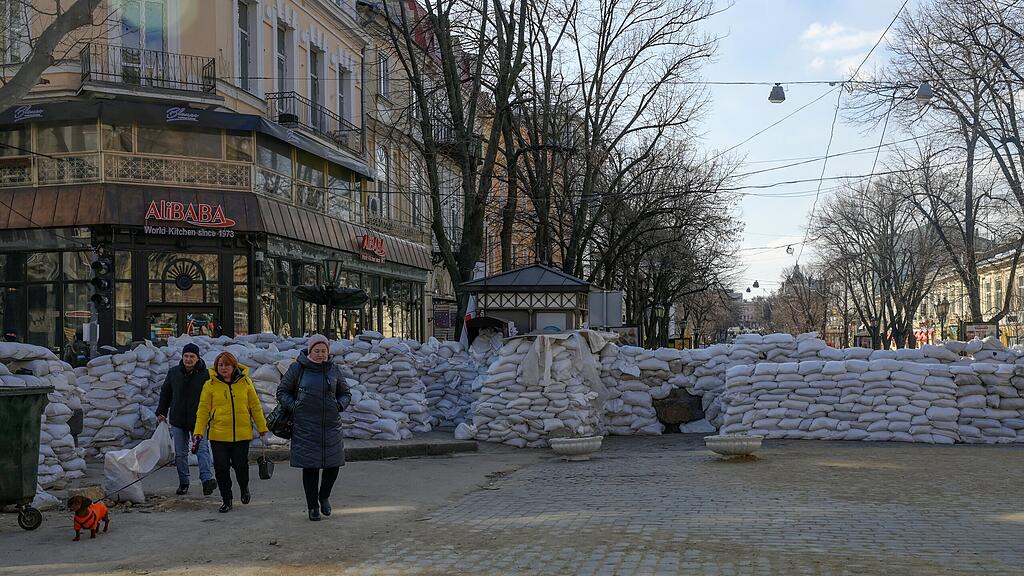 Ukraine-Krieg Tag 24: Angriff auf Odessa