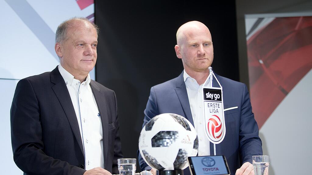 Bundesliga-Vizepräsident Erwin Fuchs und Bundesliga-Vorstand Christian Ebenbauer bei der Pressekonferenz der Sky Go Erste Liga Frühjahrsauftakt in Wien